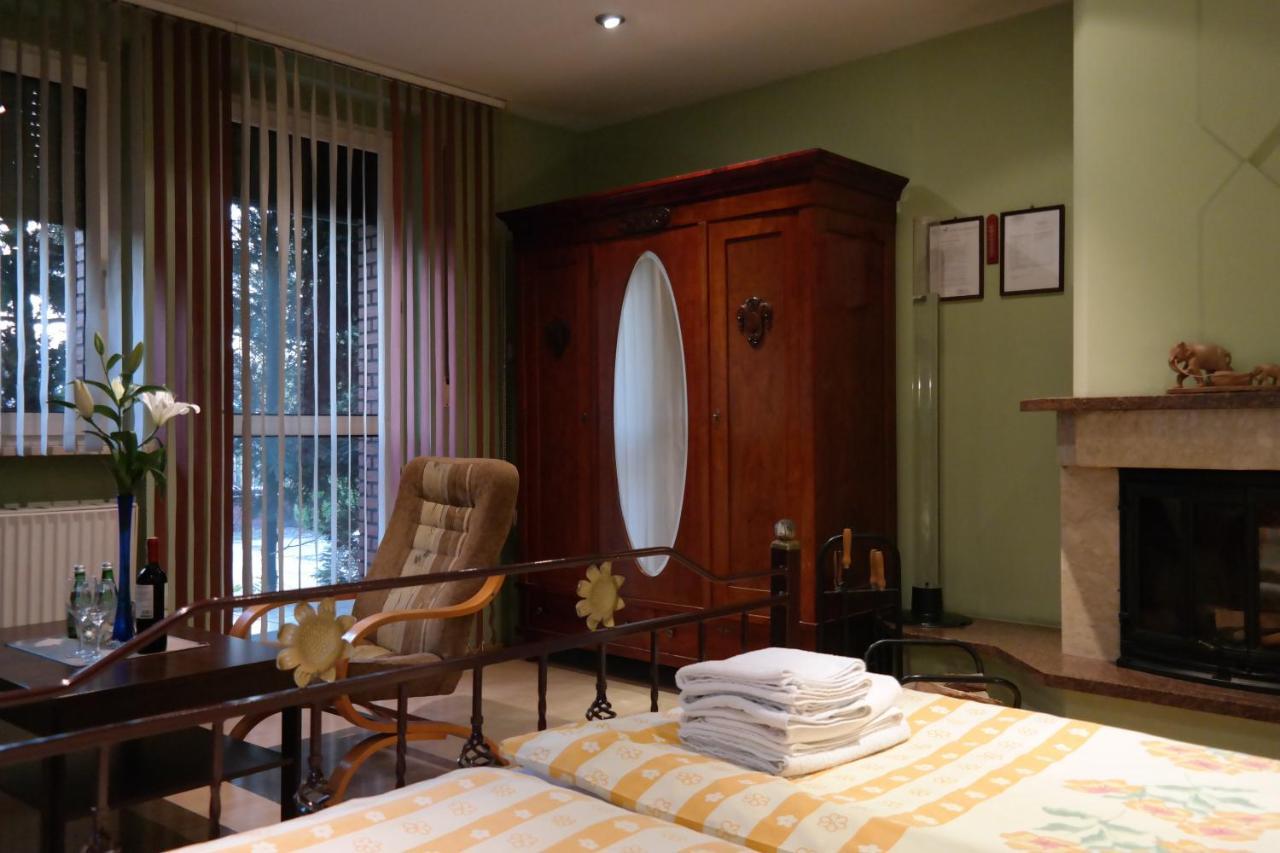 Villamirage Tarnowskie Gory Ngoại thất bức ảnh